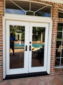 Full View One Light Smooth Fiberglass Patio Unit
