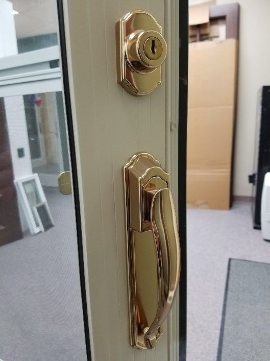 Hardware for storm doors